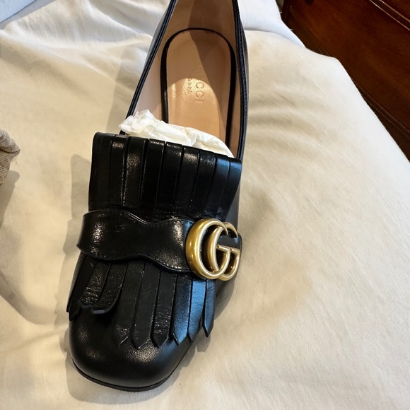 Gucci Loafers - Picture 1 of 4